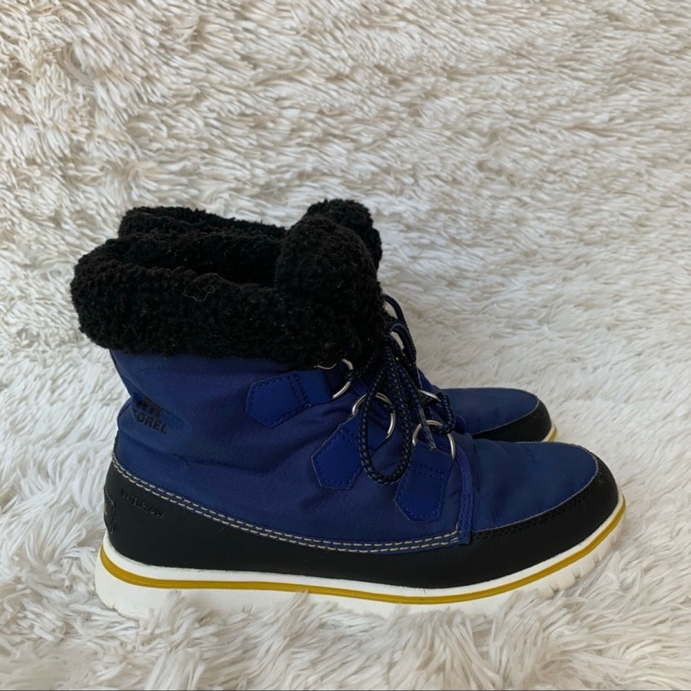Sorel Cozy Carnival Waterproof Winter Snow Boots Blue Black Faux Fur Size 7